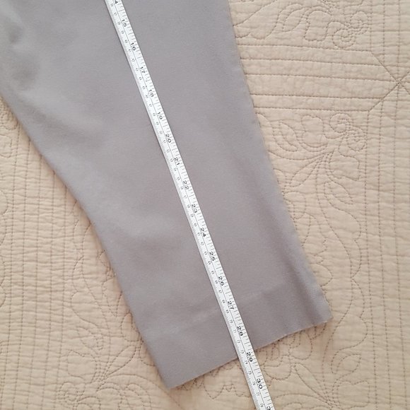 INC Pull On Capris 12 EUC Taupe/Light Khaki - Picture 6 of 8